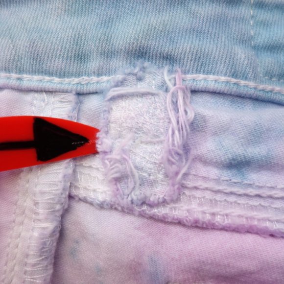 Upcycled AEO Womens Tie Dye Raw Hem Shorts - 12 - Picture 11 of 11